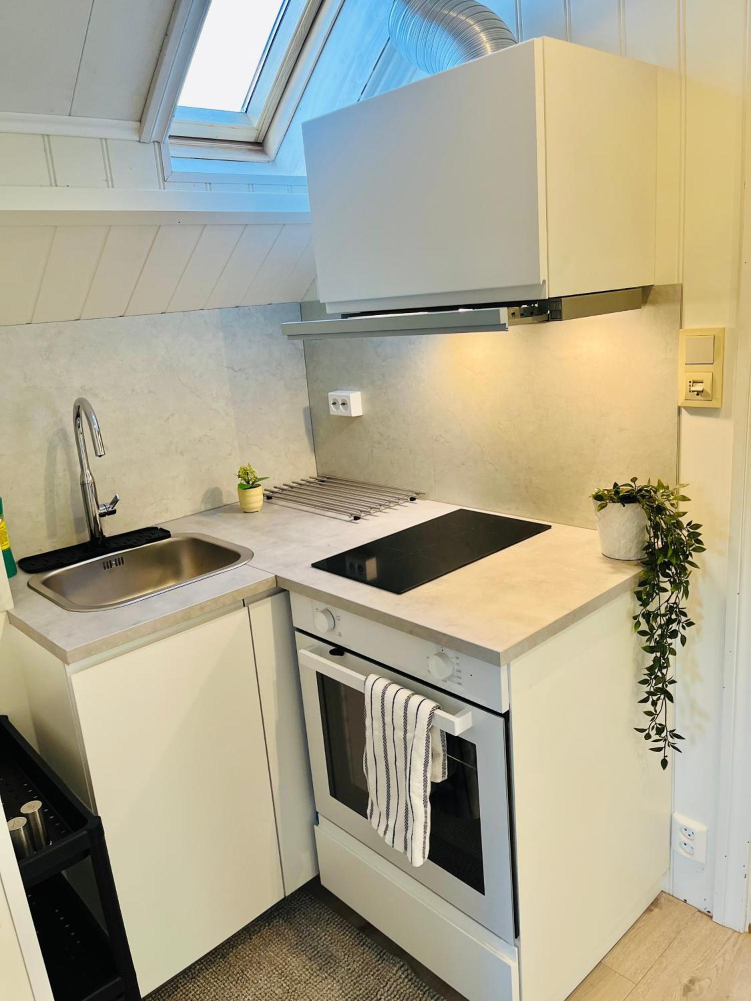 A Beautiful 3-Bedroom Apartment With Stunning Views And Free Parking برغن المظهر الخارجي الصورة